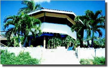 Lazy Parrot Inn - Caribbean Vacation Rental
